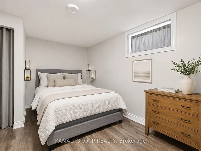 580 Capilano Cres #BASEMENT — Photo 8