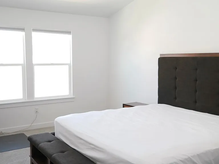 1088 S Lilac Way — Photo 18