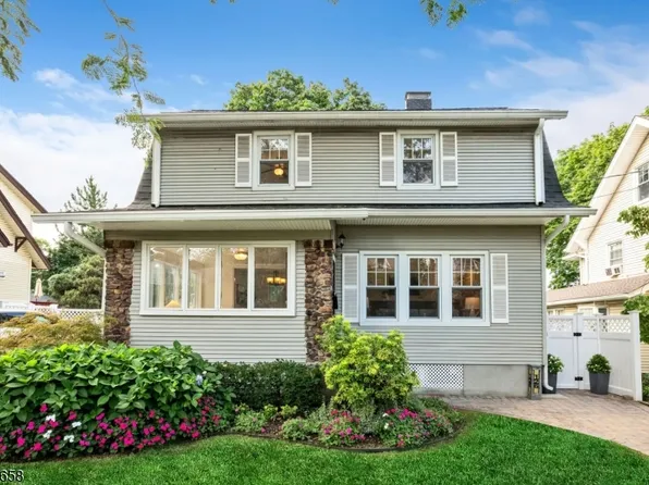 126 Sylvan Ave, Leonia Boro, NJ 07605