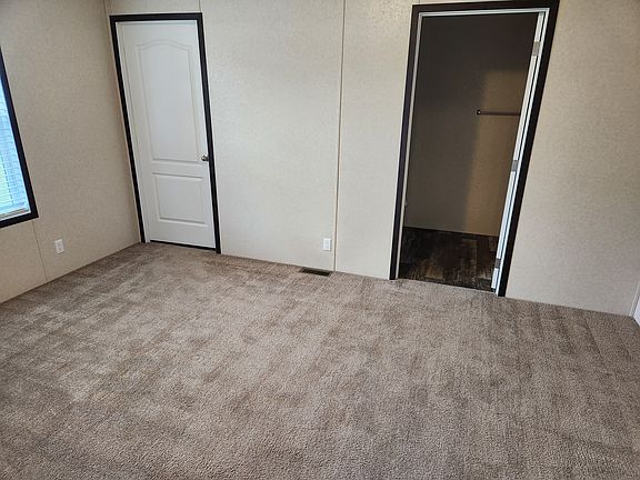 4th image of 114 Texas #114