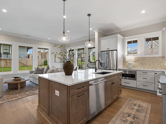 2nd image of 602 Baron Dr