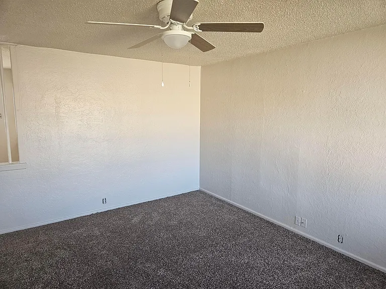 4210 NW Lindy Ave — Photo 8