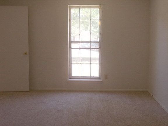5th image of 9129 Belton Dr