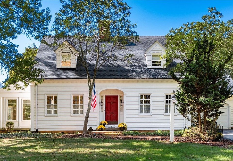 1st image of 2751 E Ridgewood Cir
