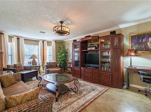 5th image of 1110 Van Horn Way