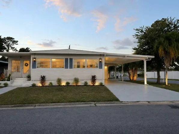 4809 4th St W #2, Bradenton, FL 34207