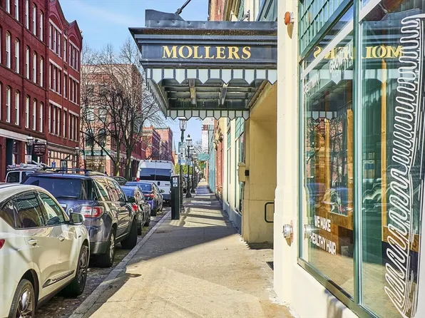 33 Middle St Unit 2, Lowell, MA 01852