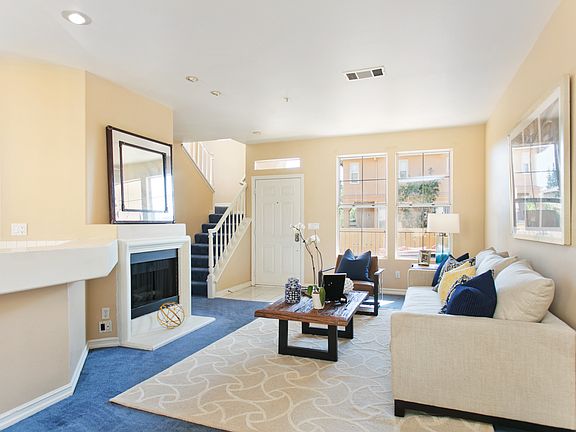 2nd image of 483 W Summerfield Cir