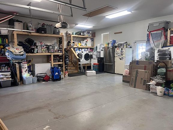 5th image of 2225 Belle Haven Rd