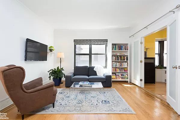 1st image of 230 Park Pl APT 3G