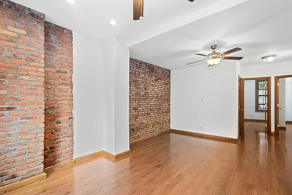 Rented by Compass | media 2