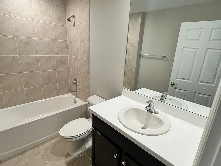5951 NW Baynard Dr — Photo 37