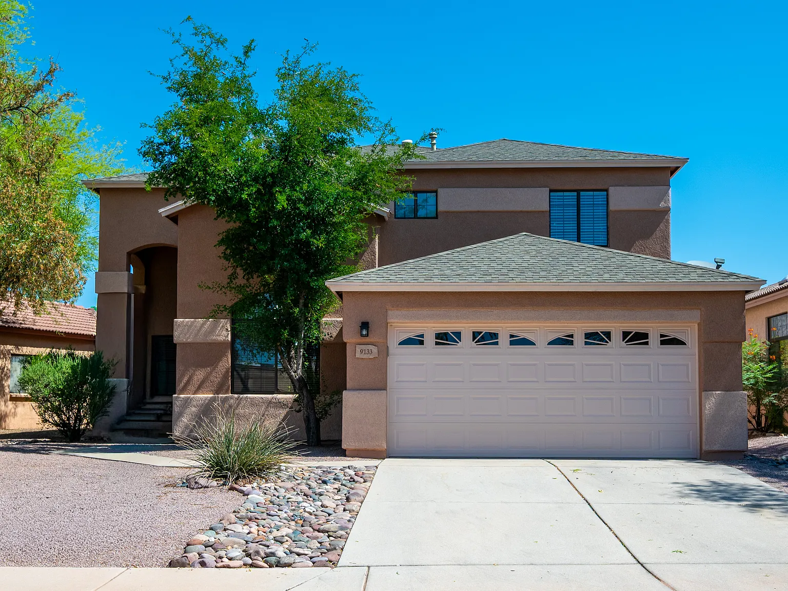 4 bed, 2395 sqft, $3,300 — Photo 1