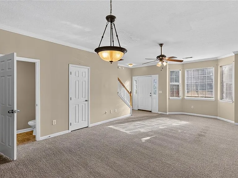 2161 Del Lago Cir NW — Photo 5