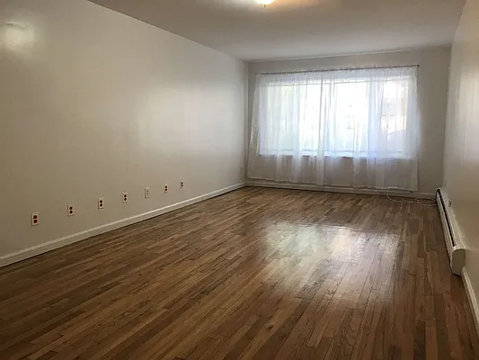 Rented by Voro, LLC | media 21