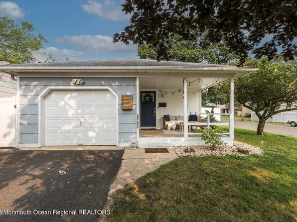 806 Barton Avenue, Point Pleasant, NJ 08742