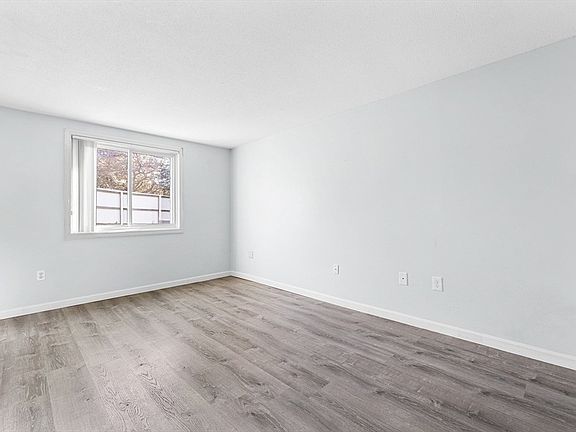 5th image of 15 Bower Rd APT B2