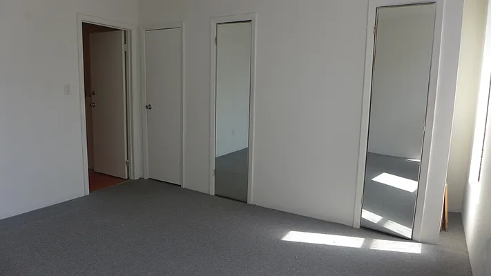 Rented by Garfield Realty  | media 27