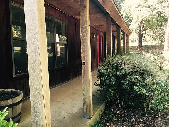 3rd image of 10700 Shady Glade Ln