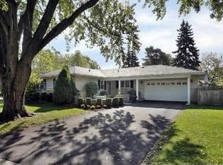 3035 Plum Island Dr, Northbrook, IL