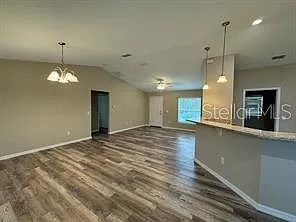 226 Oak Cir — Photo 5