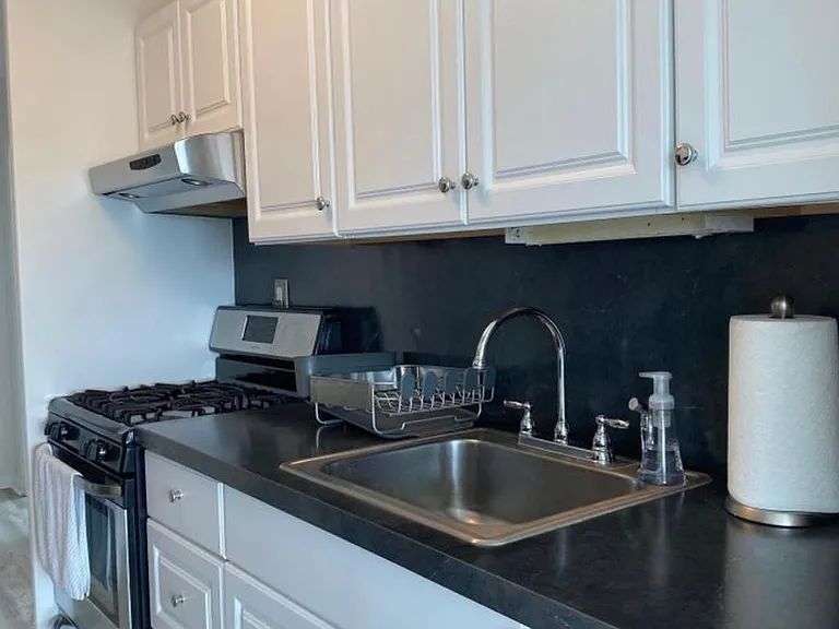 6101 Monmouth Ave #301 — Photo 3