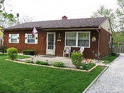 1st image of 3848 N Vinewood Ave