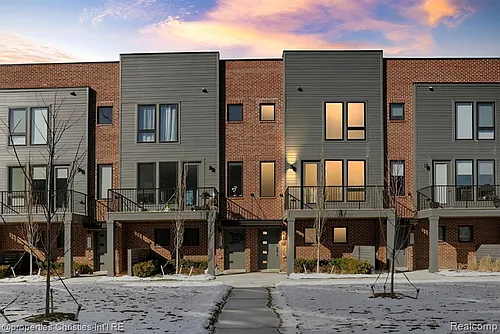 1507 W Fisher Photo 1