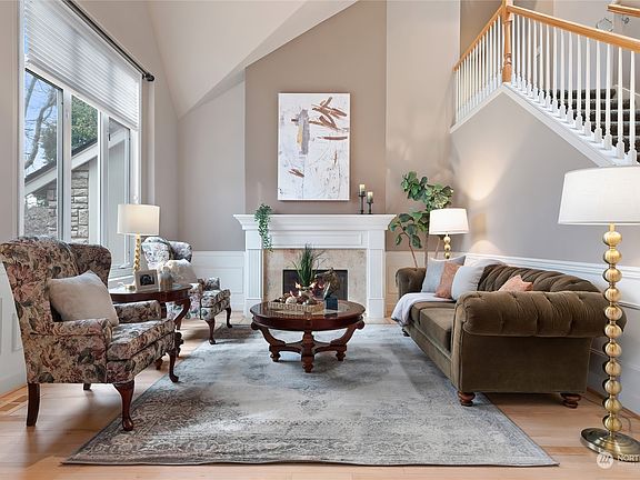 4th image of 20636 NE 25th Ct