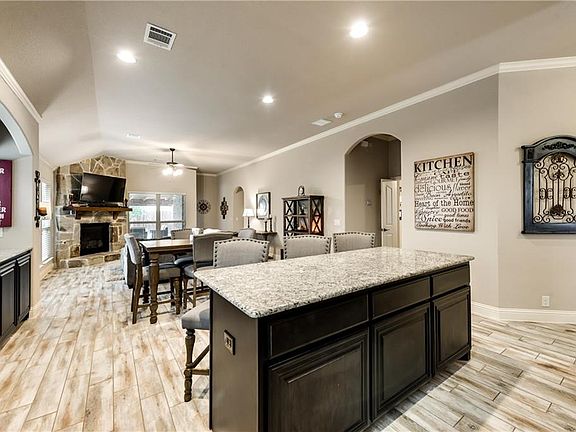 4th image of 2828 Terrosa Dr
