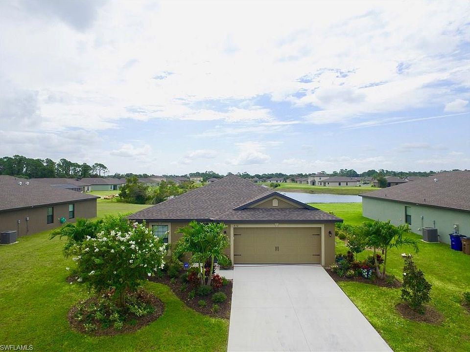 1st image of 450 Shadow Lakes Dr