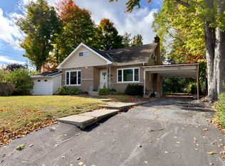 156 Richard St #2, Greater Napanee, ON K7R2T6