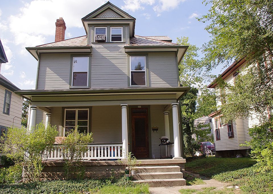 1st image of 200 E Oakland Ave