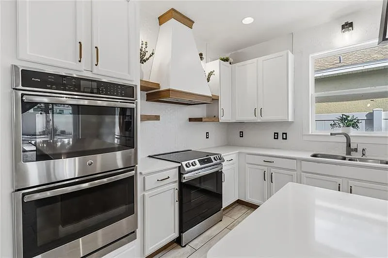 3053 Red Hawk Lane - 1 — Photo 4