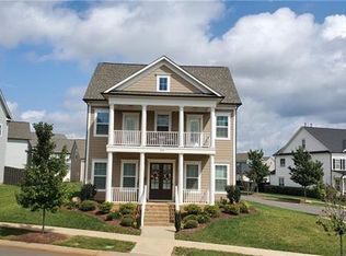 12710 Short Ln, Pineville, NC 28134