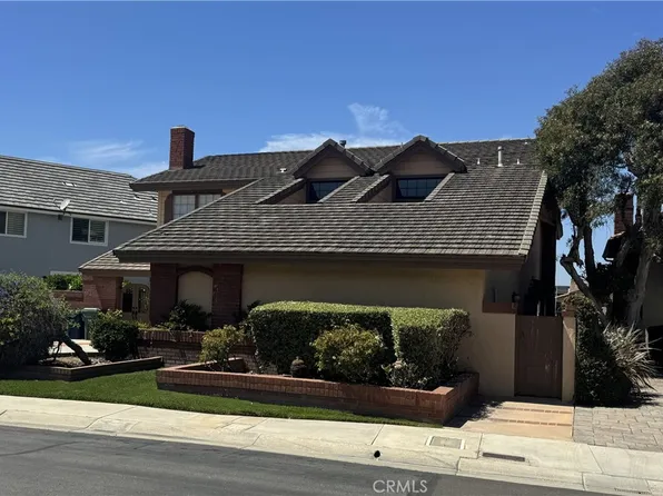 17052 Marina Ln, Huntington Beach, CA 92646