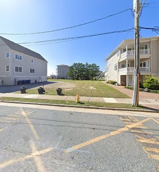 2nd image of 124 John A Seedorf Ln