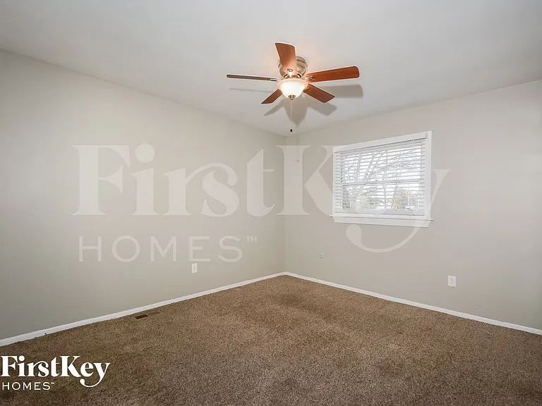 2727 Dividend Park Dr — Photo 12