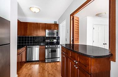 1st image of 333 E 34th St APT 4K