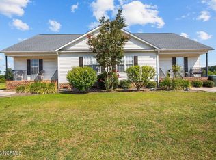 2110 Oak Bend Dr, Greenville, NC 27834