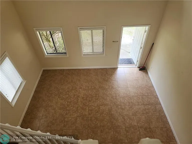 6094 Live Oak Ct #A — Photo 17