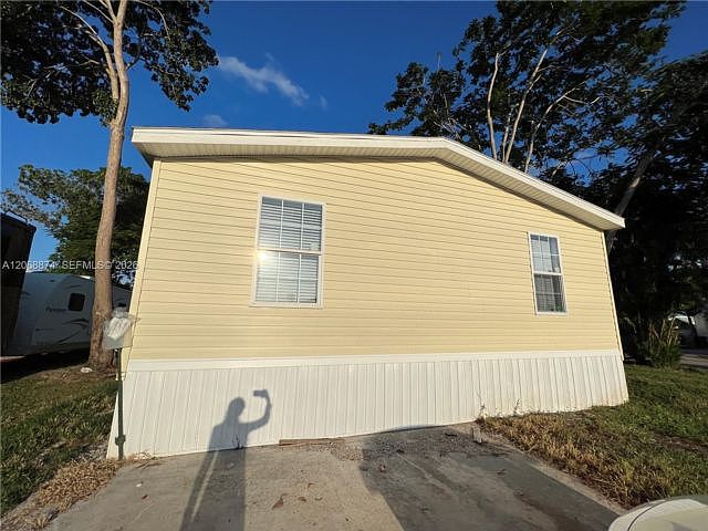 1st image of 22992 Tradewind Rd #H