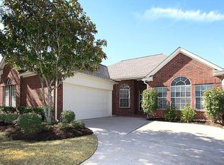214 Hartwood Ct, Sugar Land, TX 77479