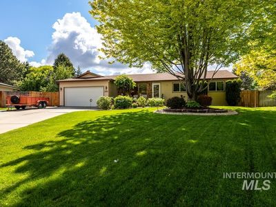 392 S Sun Burst Way, Boise, ID, 83709