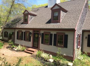 22 Quaker Village Ln, East Sandwich, MA 02537