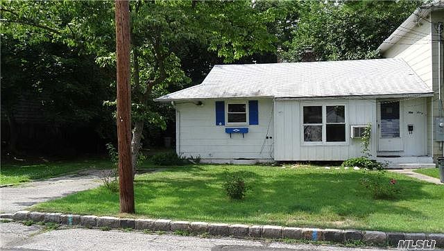 1st image of 53A Sagamore Hill Dr