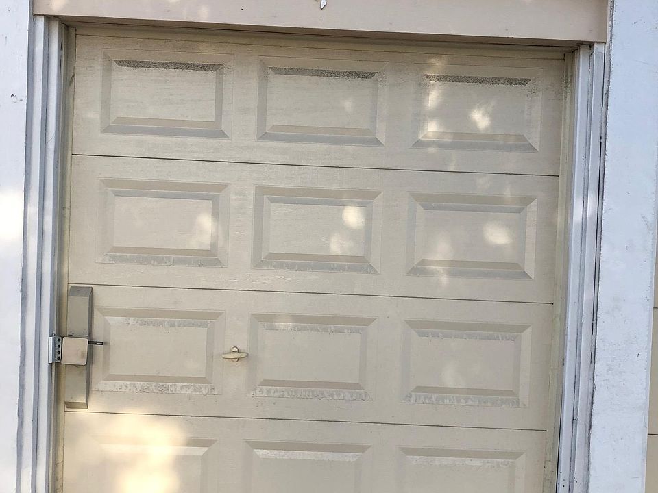 2nd image of 605 N Freeman St