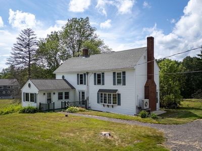 100 Beech Hill Road, Exeter, NH, 03833