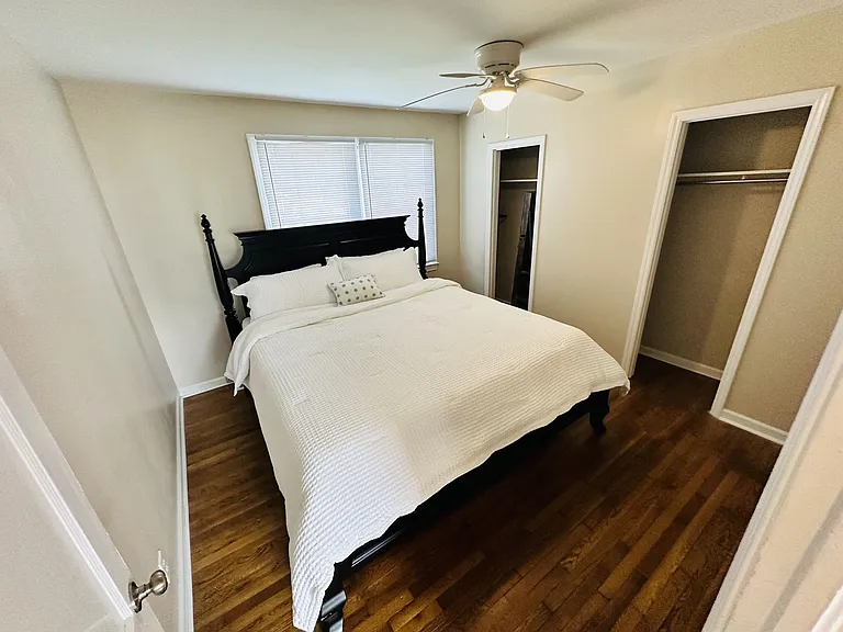 1700 Roslyn Dr #27D — Photo 11