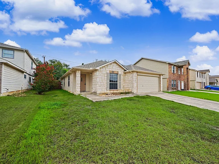11114 Hillsdale Loop — Photo 4